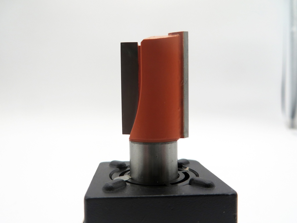 521870-02.jpg
