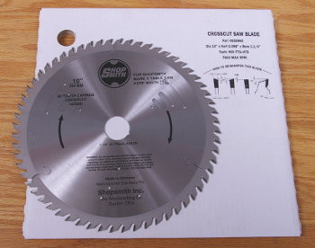 Carbide-tipped Crosscut Saw Blade (60T Thin Kerf)